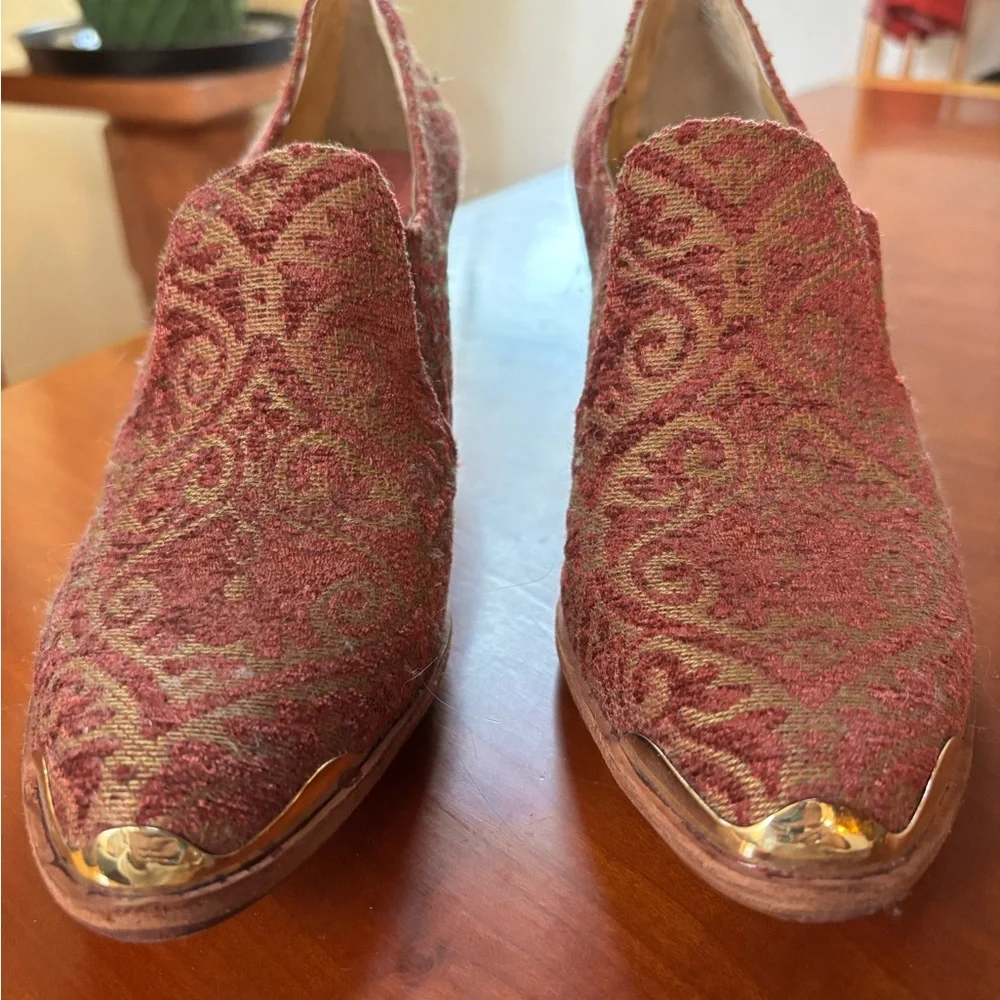 NWOT brocade pumps size 8 - Picture 5 of 6